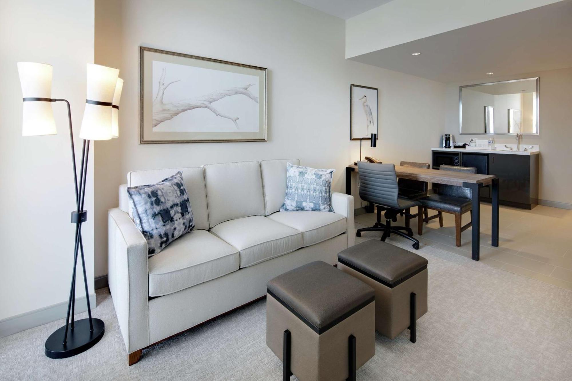 King Studio Suite