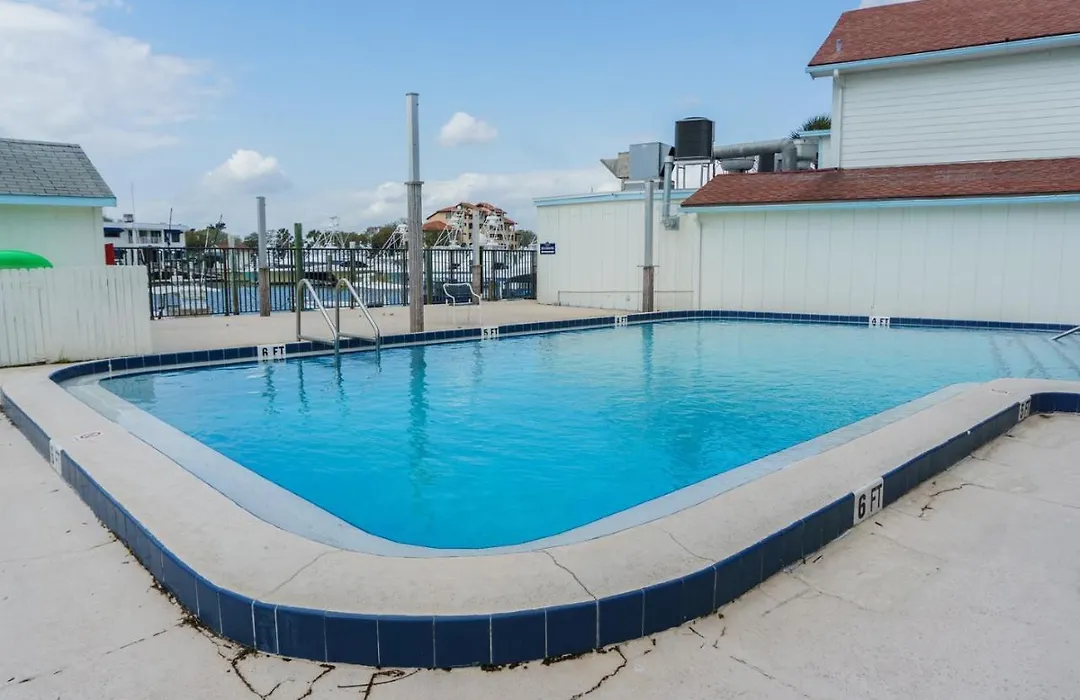 Inn At Camachee Harbor Deluxe 19-1