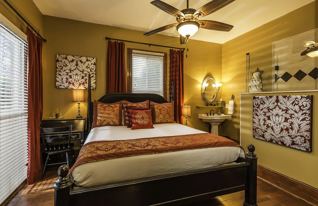Carriage Way Inn Bed & Breakfast Adults Only - 21 Years Old And Up-1