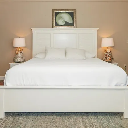 Inn At Camachee Harbor Deluxe 19-3