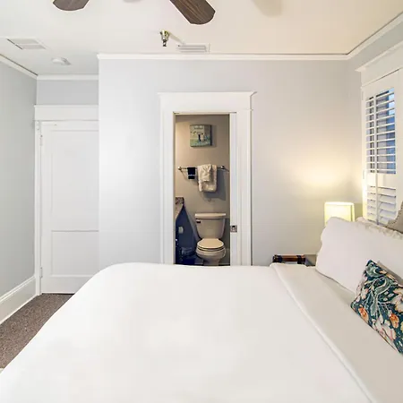Hemingway House Boutique Hotel (Adults Only)-3