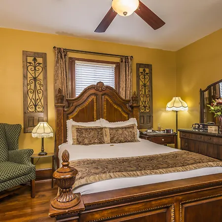 Carriage Way Inn Bed & Breakfast Adults Only - 21 Years Old And Up-3