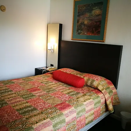 Merida Inn & Suites-3