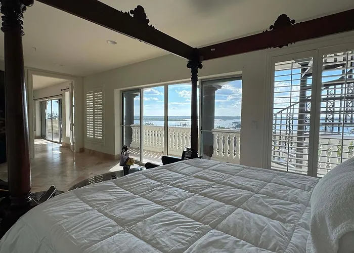 Bliss By The Sea Hotel